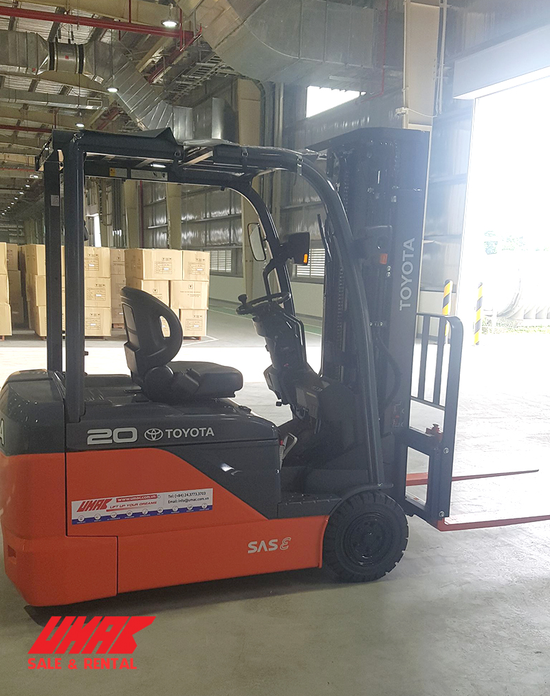 xe-nang-dien-2-tan-toyota-8fbe20