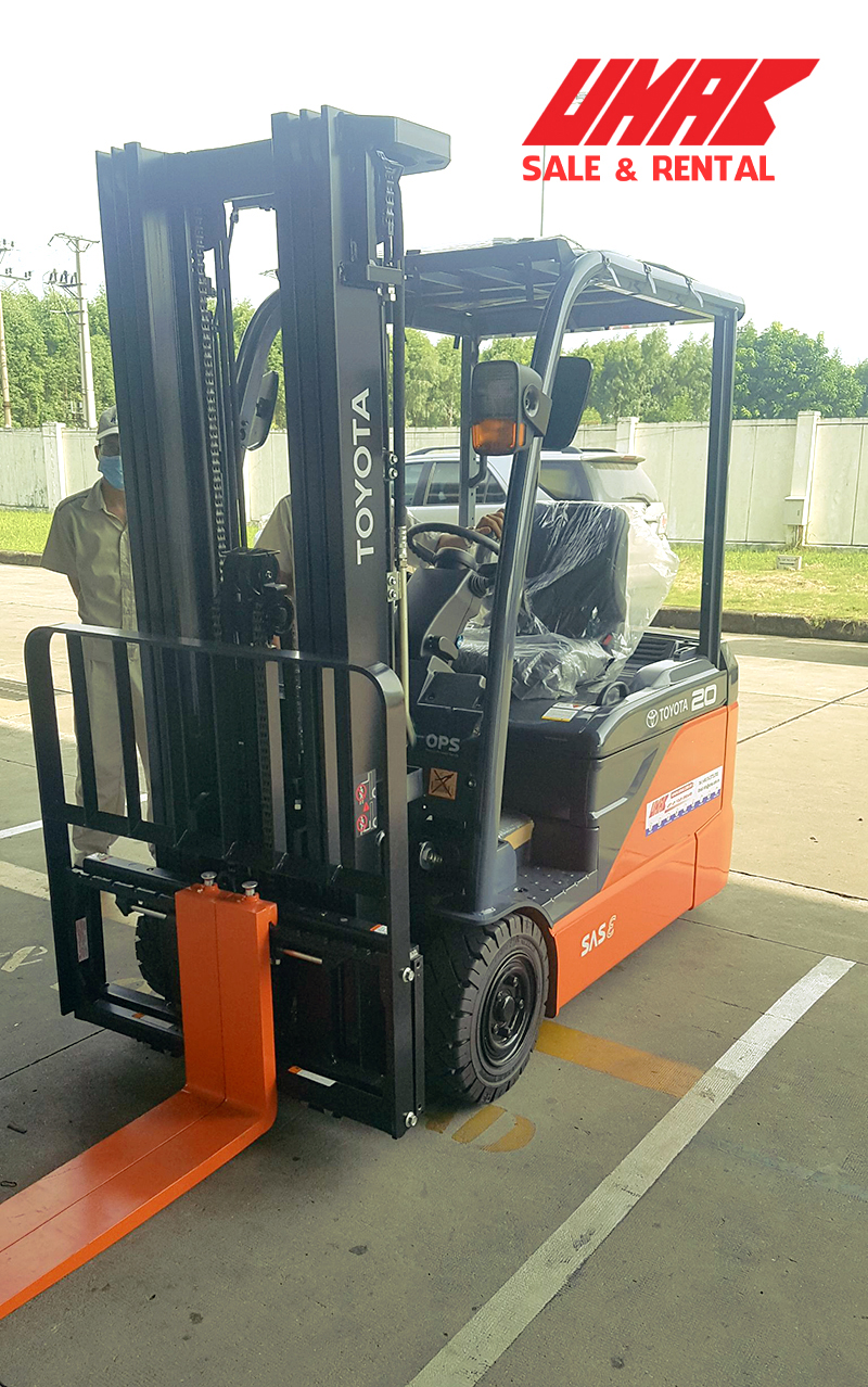 xe-nang-dien-2-tan-toyota-8fbe20