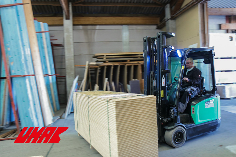 xe-nang-dien-mitsubishi-fb45n