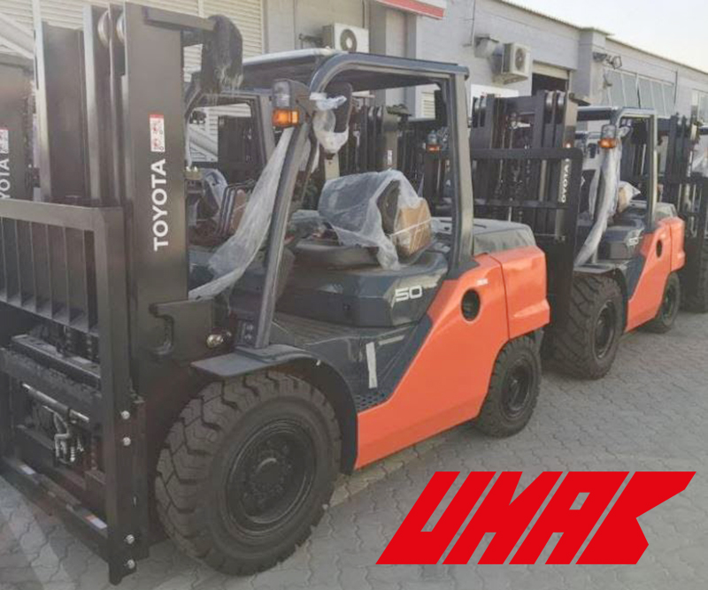 dich-vu-cho-thue-xe-nang-hang-5-tan-chay-dau