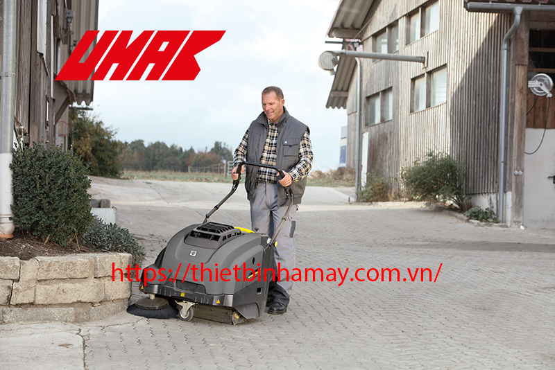 Xe quét rác hút bụi dạng đẩy tay KM 75/40 WG cho nhà máy