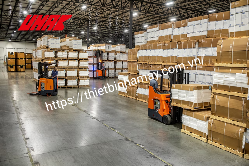 Xe nâng điện