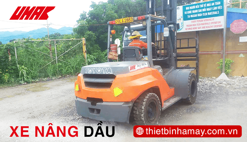 Xe nâng dầu (Diesel Forklift)